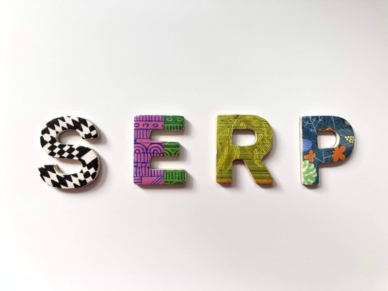 SERP photo - Photo by Merakist on Unsplash
